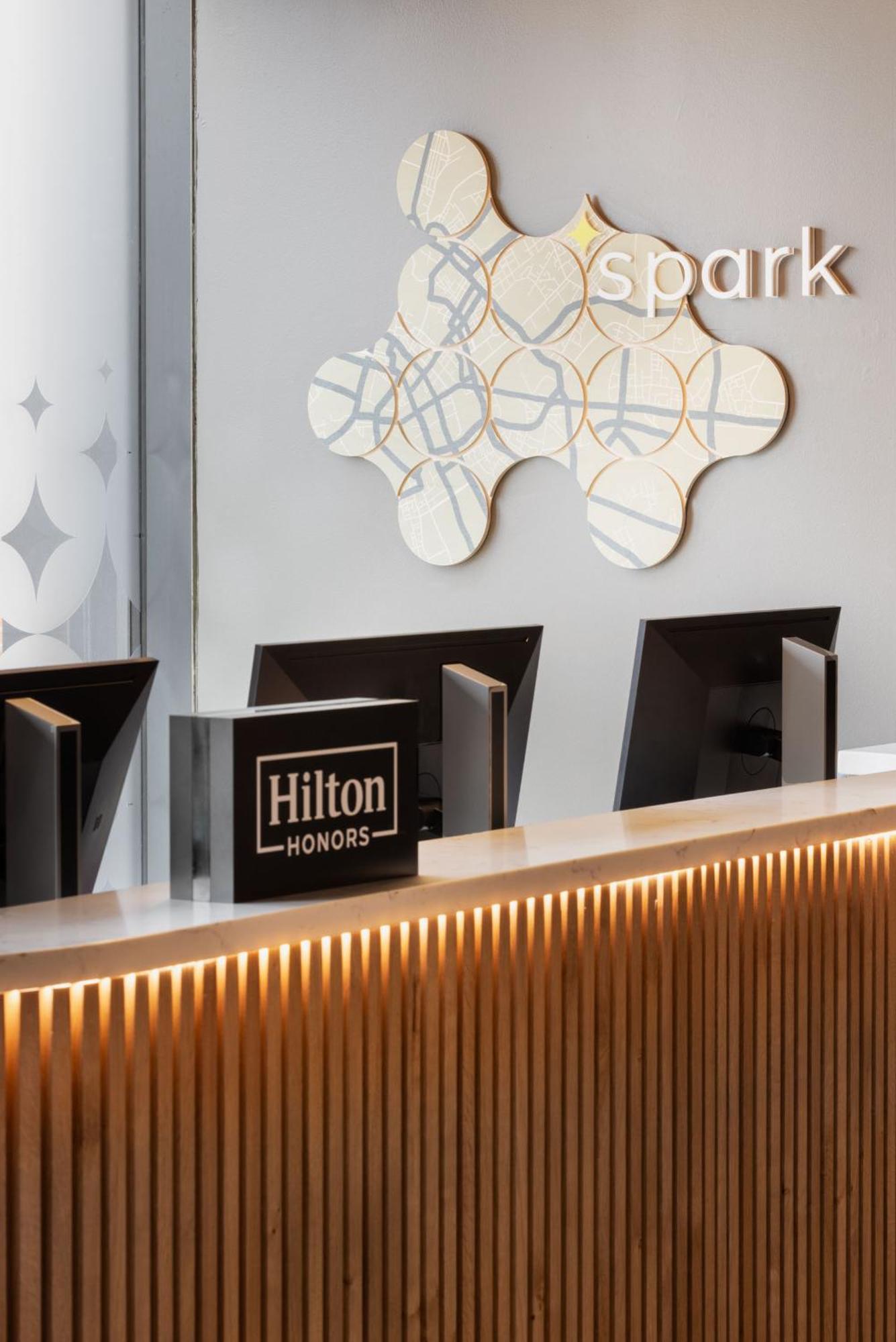 Spark By Hilton London Romford Zewnętrze zdjęcie