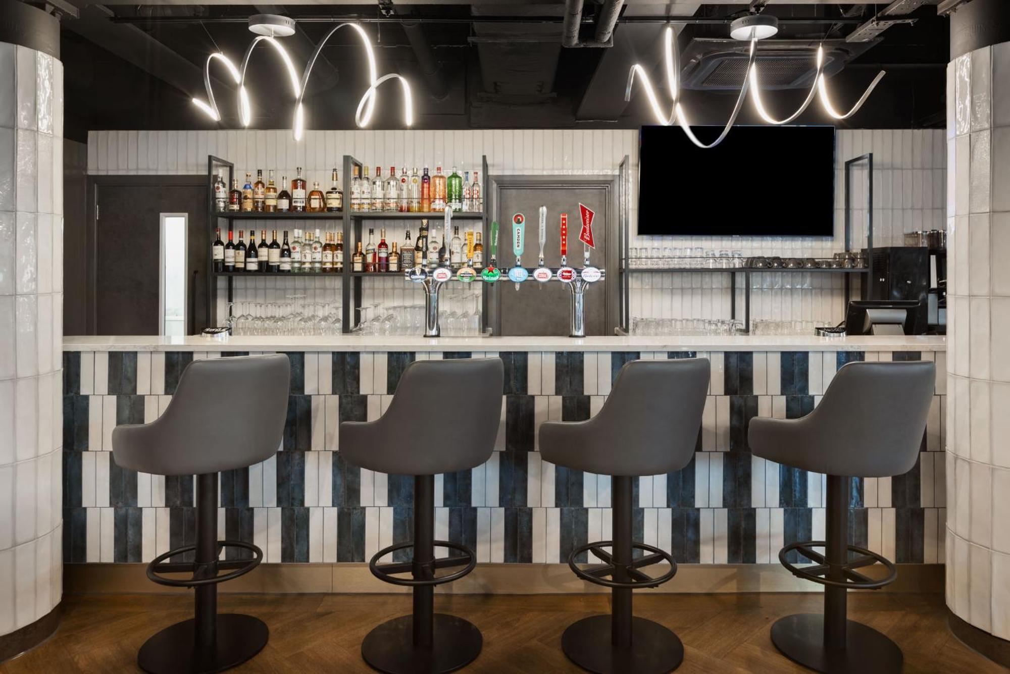 Spark By Hilton London Romford Zewnętrze zdjęcie