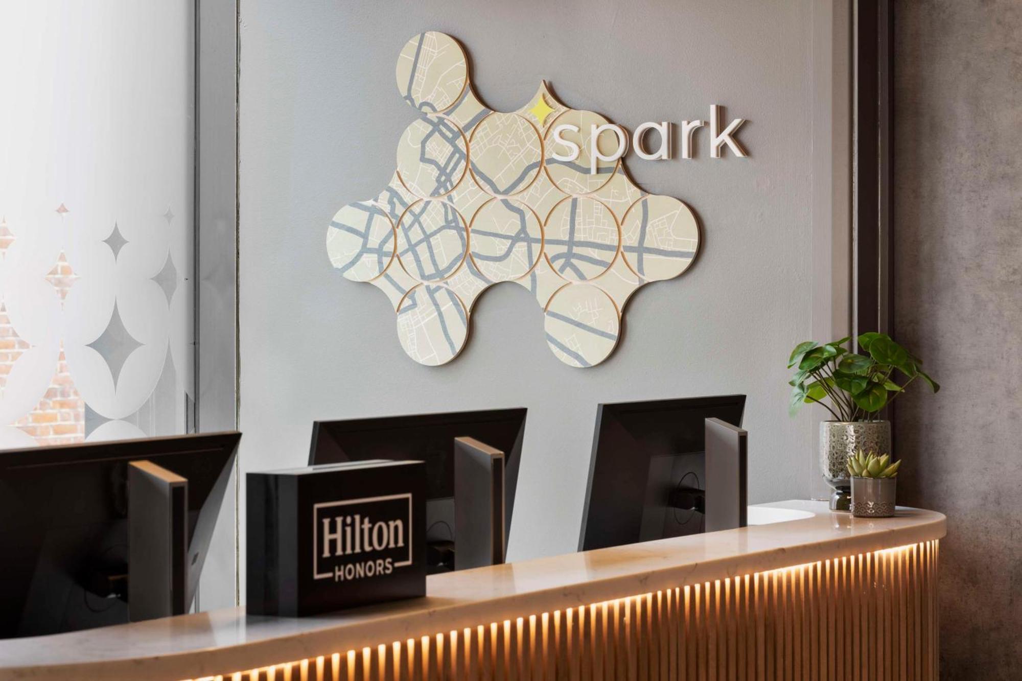 Spark By Hilton London Romford Zewnętrze zdjęcie