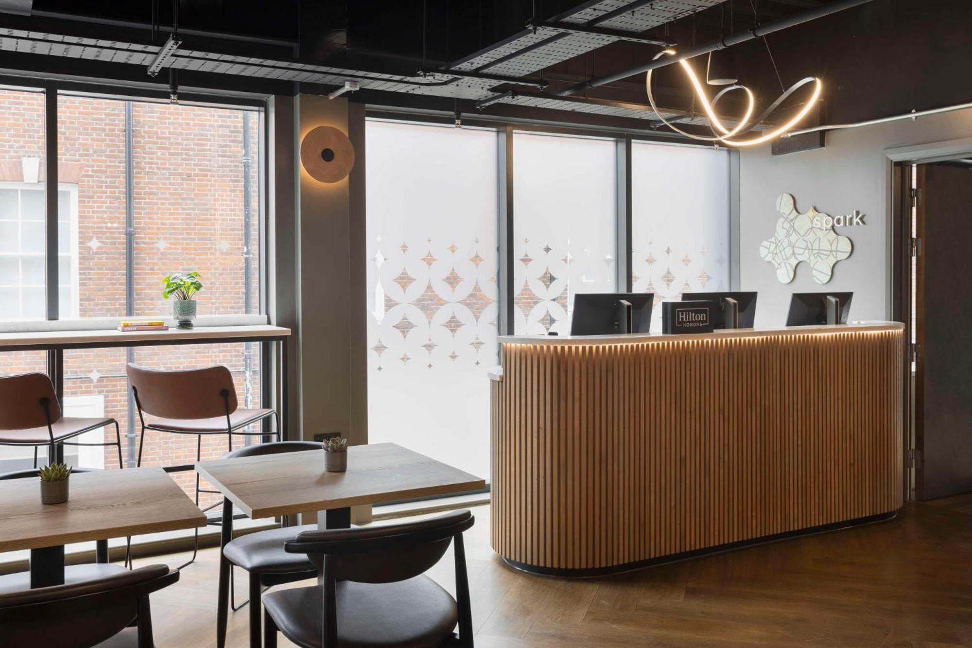 Spark By Hilton London Romford Zewnętrze zdjęcie