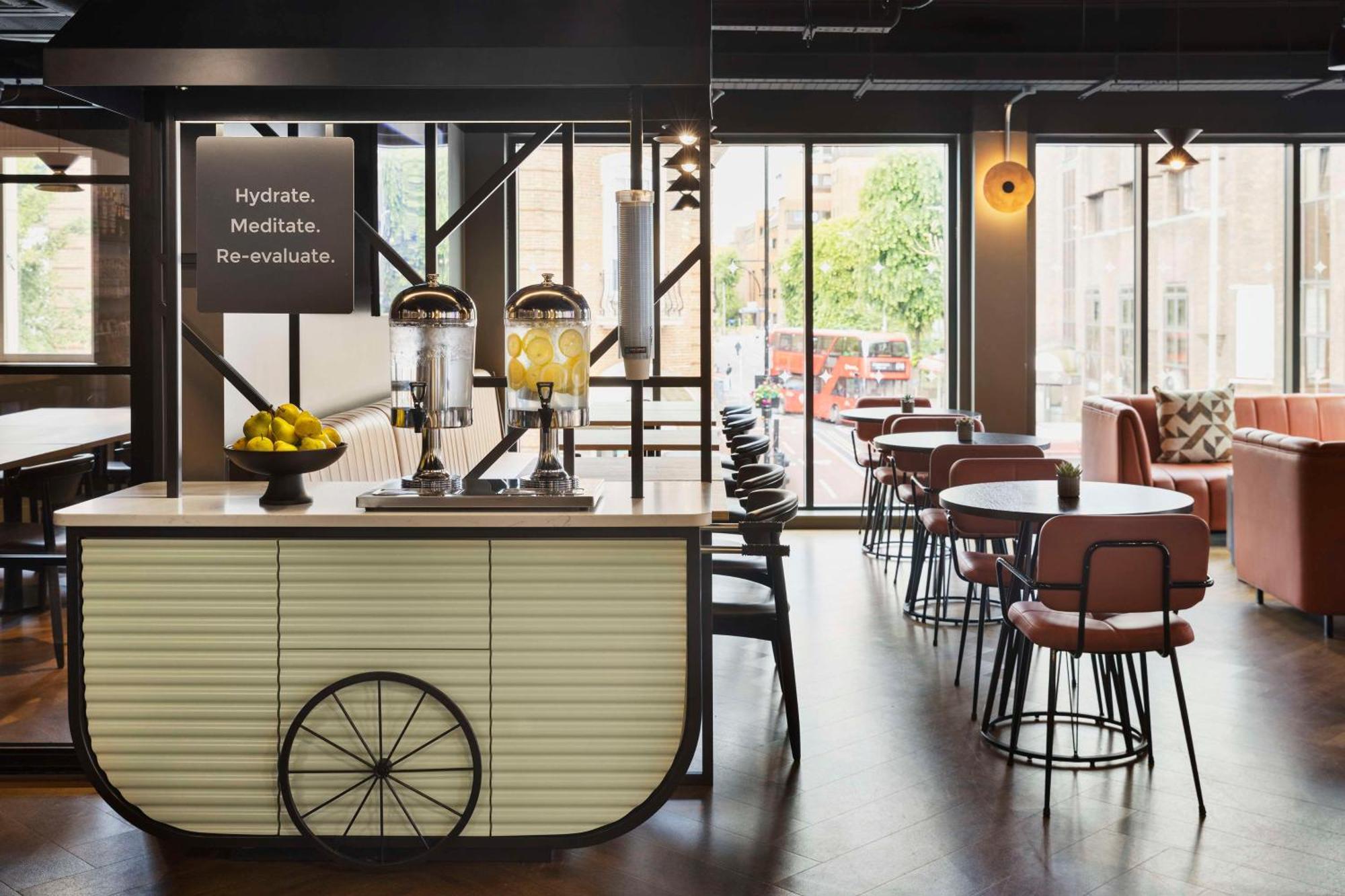 Spark By Hilton London Romford Zewnętrze zdjęcie
